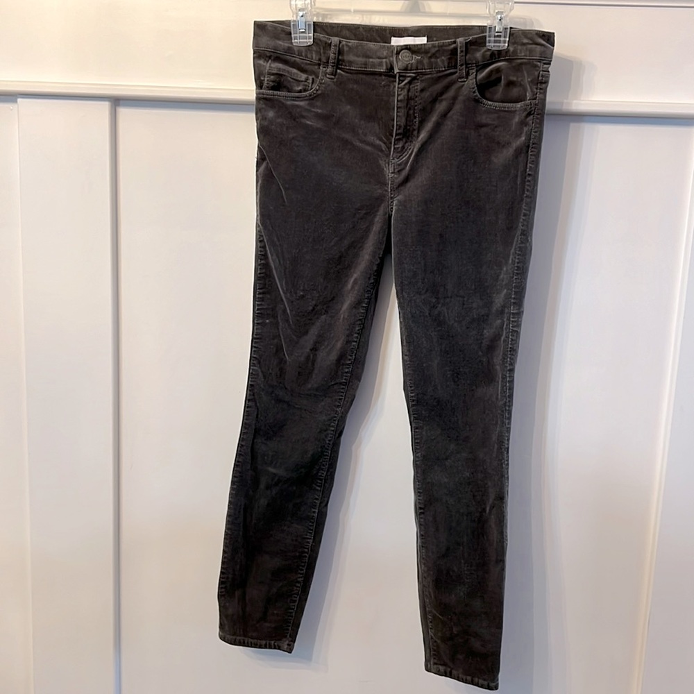 Excellent condition, gray Loft corduroys